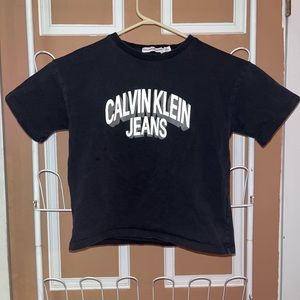 Calvin Klein black graphic cropped tee USED FLAWS SHOWN